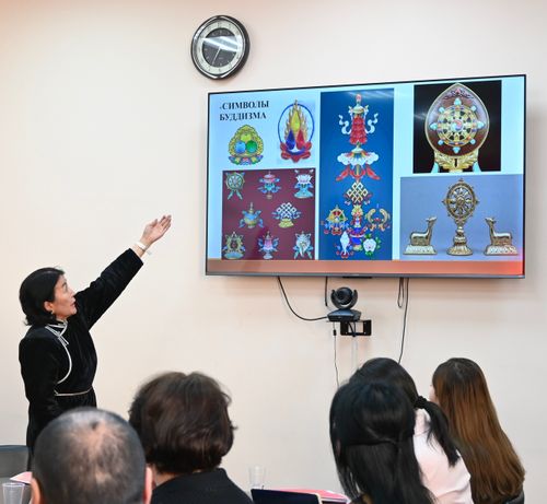 В Туве пройдет I Республиканская выставка‑конкурс «Буддийские сюжеты и мотивы в современном изобразительном и декоративно‑прикладном искусстве Тувы»