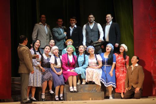 В МИР ТЕАТРА, НЕ ВЫХОДЯ ИЗ ДОМА