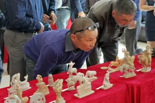 Бөгүн Тывада Даш чонукчузунуң хүнүн демдеглеп турар