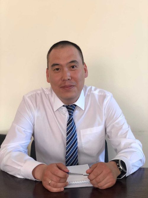 Айдын Шаравии: Путь от стажера до министра