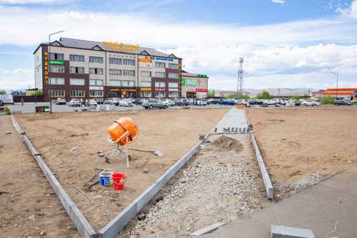 Кызылские предприниматели благоустроили территорию возле своих объектов