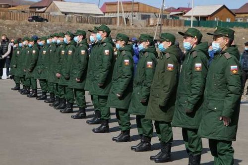 В Туве продолжается осенний призыв
