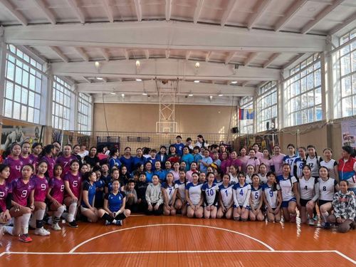 В Туве прошел республиканский турнир по волейболу среди женщин