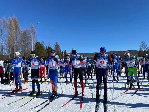 В Туве прошёл лыжный марафон в поддержку снежного барса