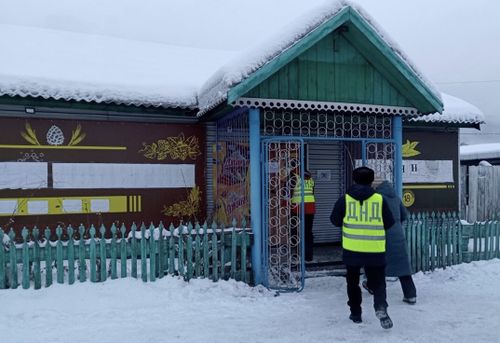 Члены правительства Тувы на страже порядка