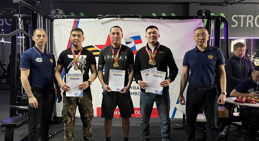 Ветераны СВО стали победителями республиканского турнира «Сила в единстве» в Кызыле