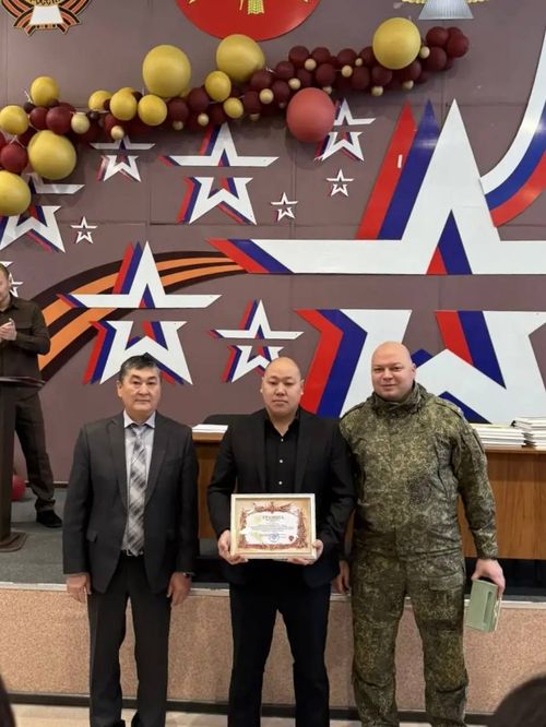 В Министерстве труда республики поощрили сотрудников, помогающих участникам СВО