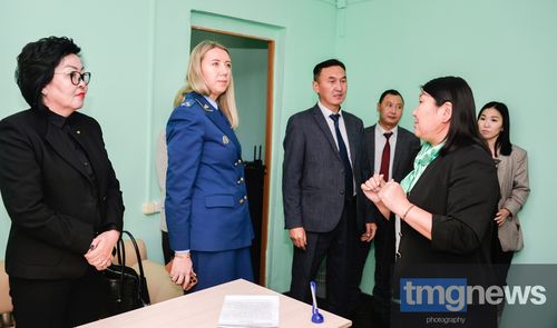 В Туве открылся многофункциональный центр по оказанию помощи семьям с детьми