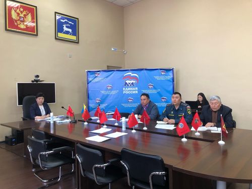 В Тандинском районе обсудили ключевые вопросы развития муниципалитета