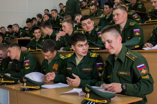 Стартовал приём заявлений для поступления в военные вузы