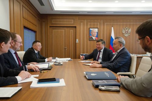Глава Тувы встретился с министром строительства и ЖКХ России