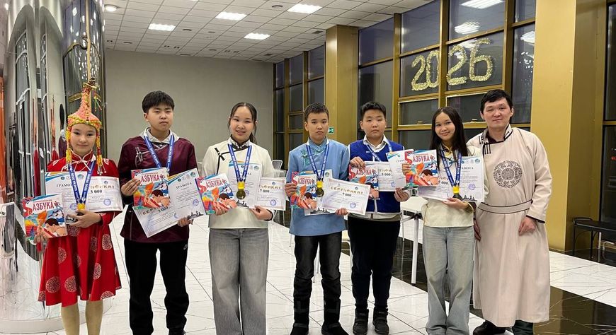 В Туве к празднику Шагаа провели республиканский детский турнир по тувинским шахматам «Хол-шыдыраа».