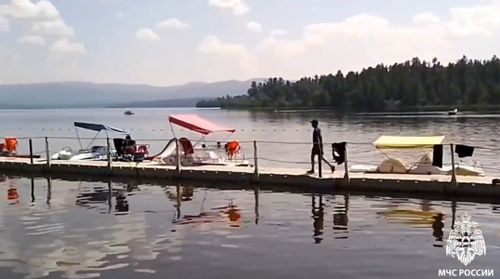 Пляж на озере Азас в Туве открыли после прохождения технического осмотра