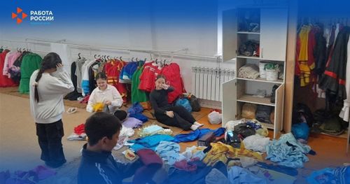 Совместили учёбу с работой