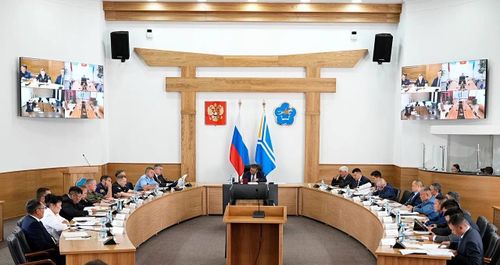 В Правительстве Тувы обсудили вопросы, касающиеся борьбы с незаконным оборотом алкогольной продукции