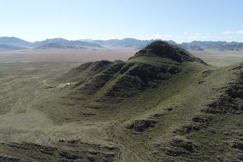 Жителей Тувы приглашают участвовать в раскопках курганов