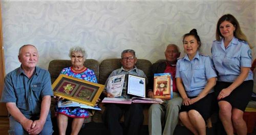 Труженику тыла Балдану Шагжану исполнилось 90 лет