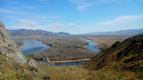 Тува отметит День Енисея субботником и концертом