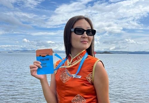 «Байкал» бүгү делегейниң аныяктар шуулганының киржикчизи – Шеңне Ондар