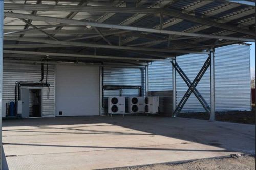 «Картофель скоро будем продавать». В колонии-поселения Тувы построили новое овощехранилище