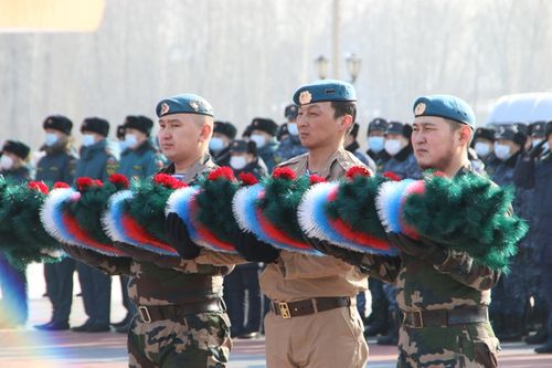 О героях былых времён и современности