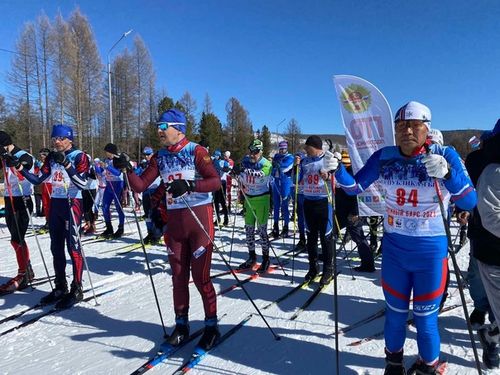 В Туве прошёл лыжный марафон в поддержку снежного барса