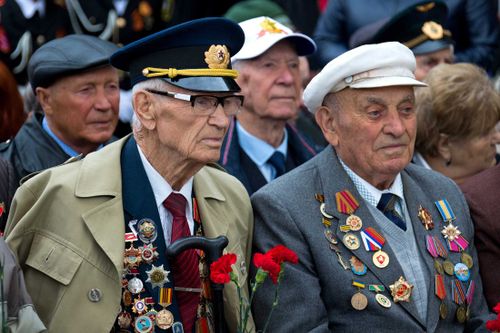 Подписан указ о выплатах ветеранам в 75 тыс. рублей