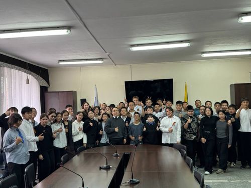 Урок истории и права: Молодёжный совет при Уполномоченном по правам человека Тувы делится опытом с школьниками