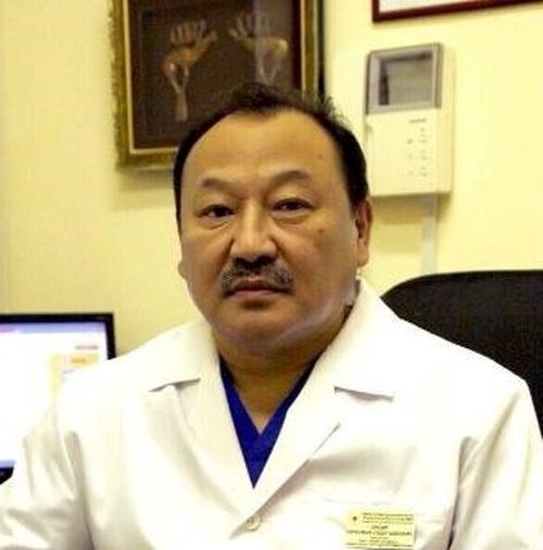 Вячеслав Ондар, врач-травматолог: Туве повезло с главой республики