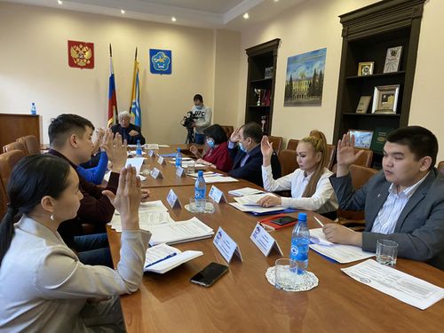 Первое заседание Регионального оргкомитета по проведению предварительного голосования «Единой России» в Туве