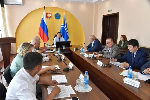 В республику планируют привлечь силы Минобороны и МЧС России для тушения пожаров