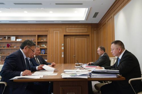 Владислав Ховалыг обсудил с Иреком Файзуллиным проектирование новой котельной для Шагонара