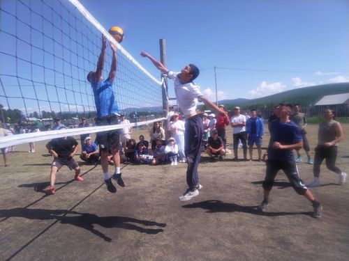 Кунгуртуг үндезилеп тургустунганындан бээр 75 чыл оюн демдеглээн