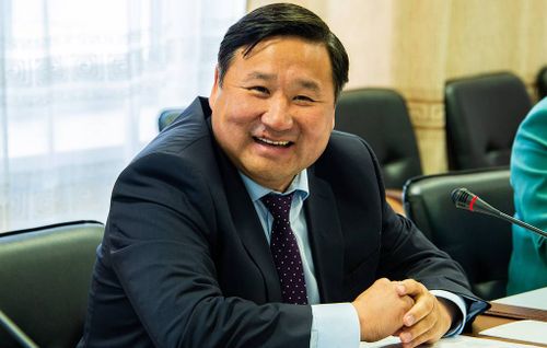 Врио главы Тувы Владислав Ховалыг намерен участвовать в выборах руководителя региона