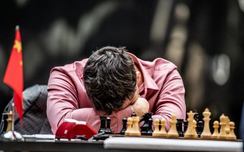 Ян Непомнящий - Дин Лижэнь: счет сравнялся - 6-6