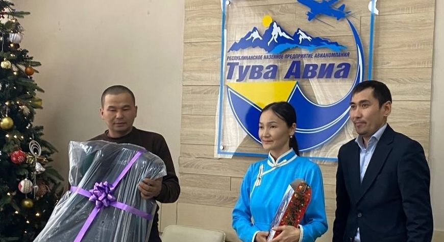 19 многодетных семей Тувы получили в подарок детские автокресла в рамках акции Миндортранса