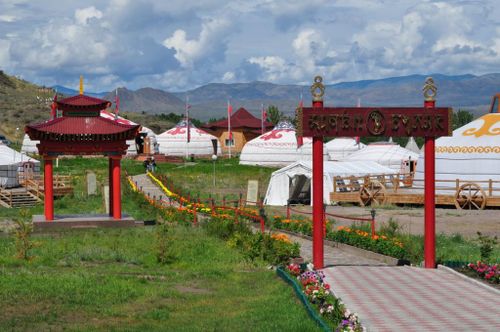 В Туве пройдет туристический форум «Тува – земля живых традиций»