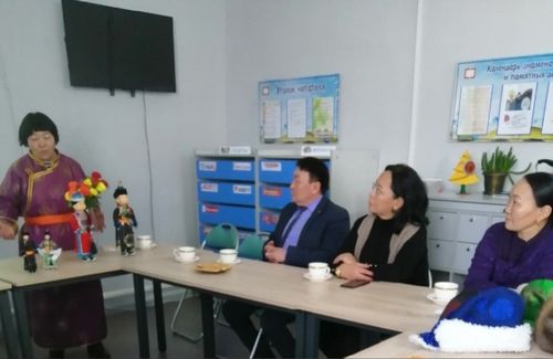 Тыва бөрт – кижиниң сүлдезин бедидип, хей-аъдын көдүрер