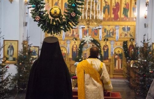 В ночь на 7 января православные христиане отмечают Рождество Христово