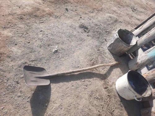 В Туве женщину избили лопатой за отказ в просьбе