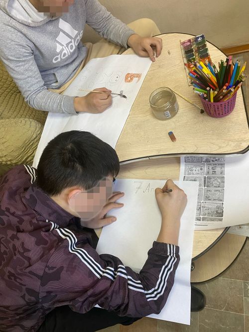 С несовершеннолетними, состоящими на учете в уголовно-исполнительной инспекции, проведены арт-терапевтические занятия