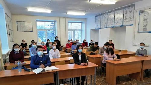 В ТувГУ участников «В каждой семье – не менее одного ребенка с высшим образованием» готовят к ЕГЭ