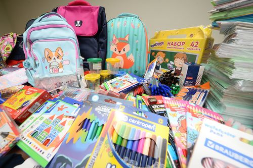 «Единая Россия» помогла подготовить к школе более 200 тысяч детей в регионах России и на Донбассе