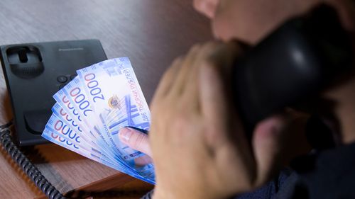 Мошенники предлагают пересчитать пенсию из-за неучтенного стажа работы