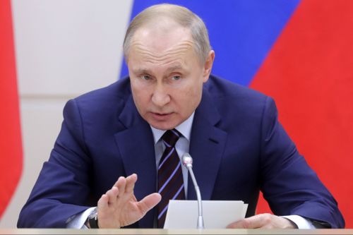 Владимир Путин поручил подготовить законодательные поправки для перехода на новую систему высшего образования