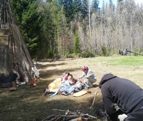 Тува увидит фильм "Бревенчатый чум. Детство", снятый по мотивам автобиографии Салчака Тока