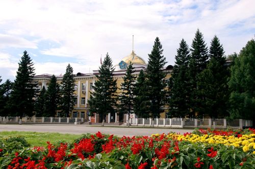 ТРЕТЬЯ СЕССИЯ ВЕРХОВНОГО ХУРАЛА ТУВЫ НАМЕЧЕНА НА 30 СЕНТЯБРЯ