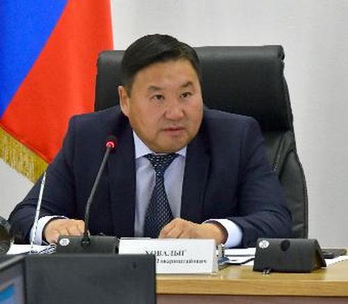 Глава Тувы потребовал применять меры административного воздействия к завышающим цены торговцам