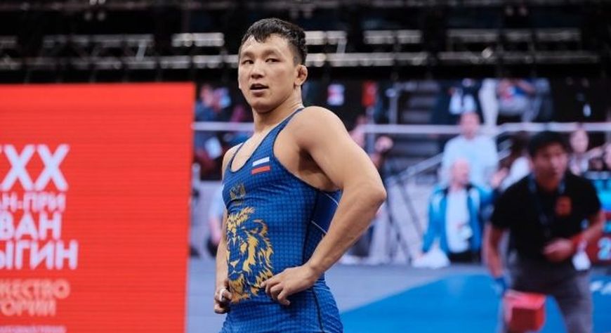 Начын Куулар и Сайын Казырык примут участие в чемпионате мира по вольной борьбе