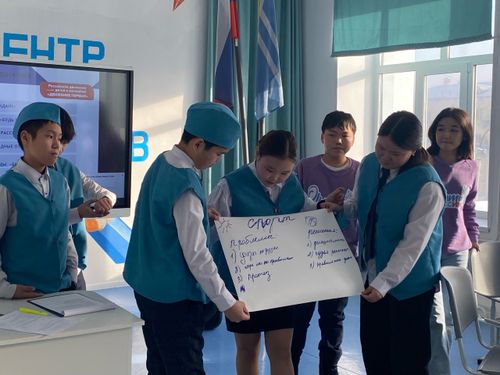 Школьникам Барун-Хемчикского района помогли определится с будущей профессией